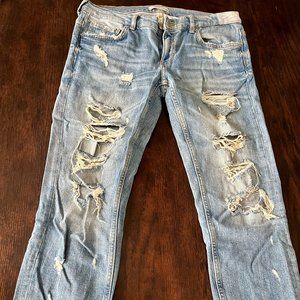 ZARA *Premium Denim Collection* Boyfriend Jeans (EUR 36 / US 4)